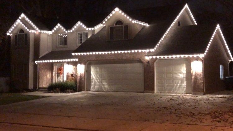 Home holiday light display